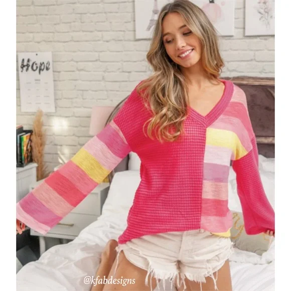 LAST 1! Fuchsia V Neck Lightweight Waffle Knit Color Block Top! - Picture 6 of 13
